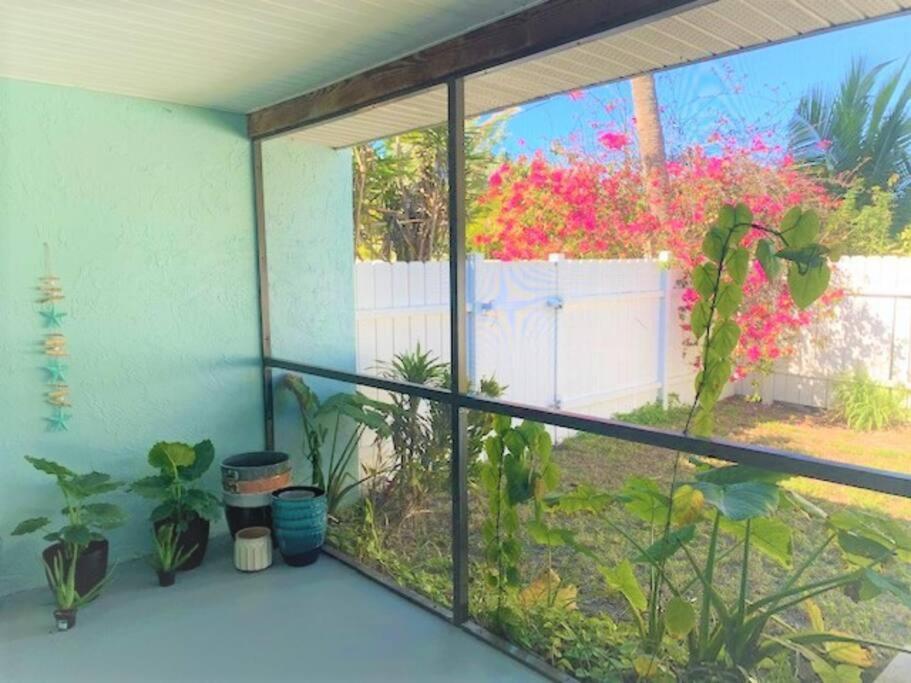 Bright And Beachy 2Bed 1Bath Home - Unit 210 Какао-Бич Экстерьер фото